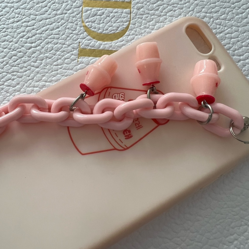 Korean Strawberry Yogurt Drink iPhone 7plus Case - Picture 4 of 4